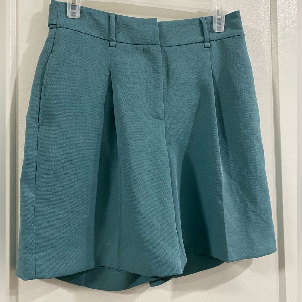 RW&CO. Teal Pleated Bermuda Shorts